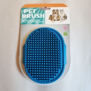 🆕️ Pet Brush - Blue NWT
